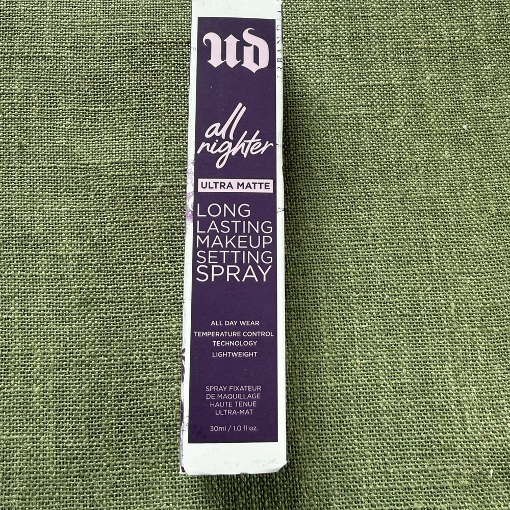✨ Urban Decay All Nighter Setting Spray (Mini) 💜
